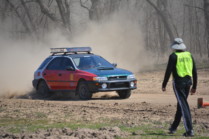 Illustration for article titled You Should Rallycross, but Don't.